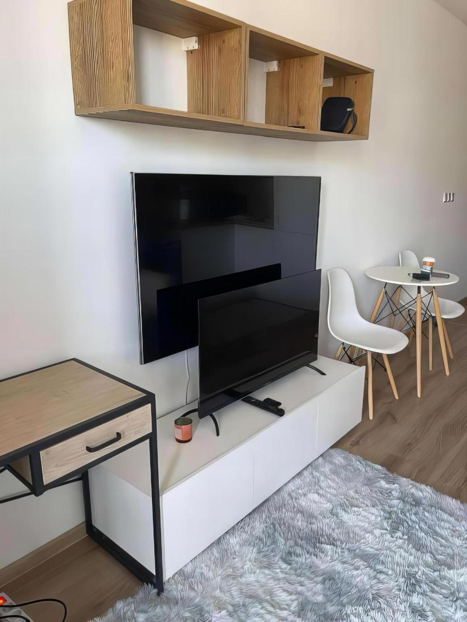 Apartament 77 Wiktoryn Studio Warszawa Zewnętrze zdjęcie